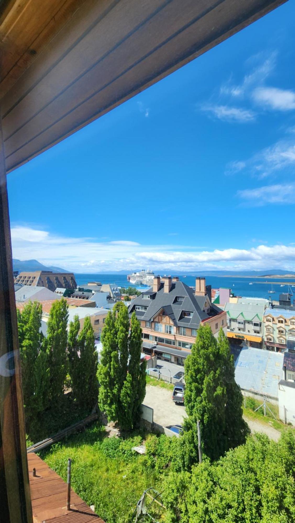 Yaghan Hostel Ushuaia Dış mekan fotoğraf